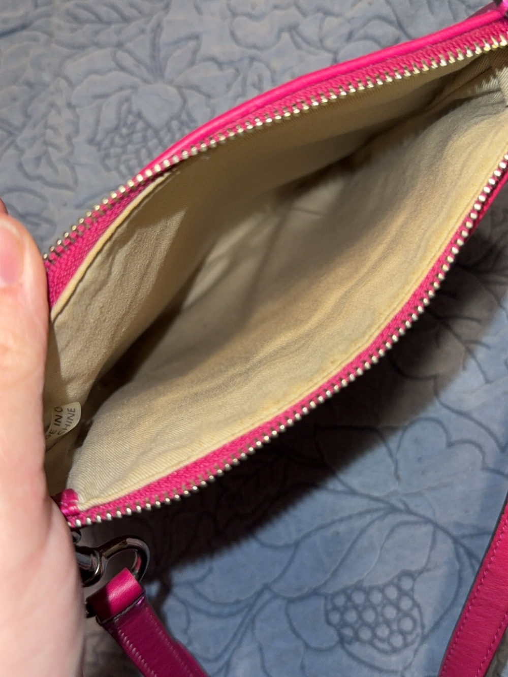Coach Fuchsia Pink Leather Crossbody Bag - Picture 4 of 5